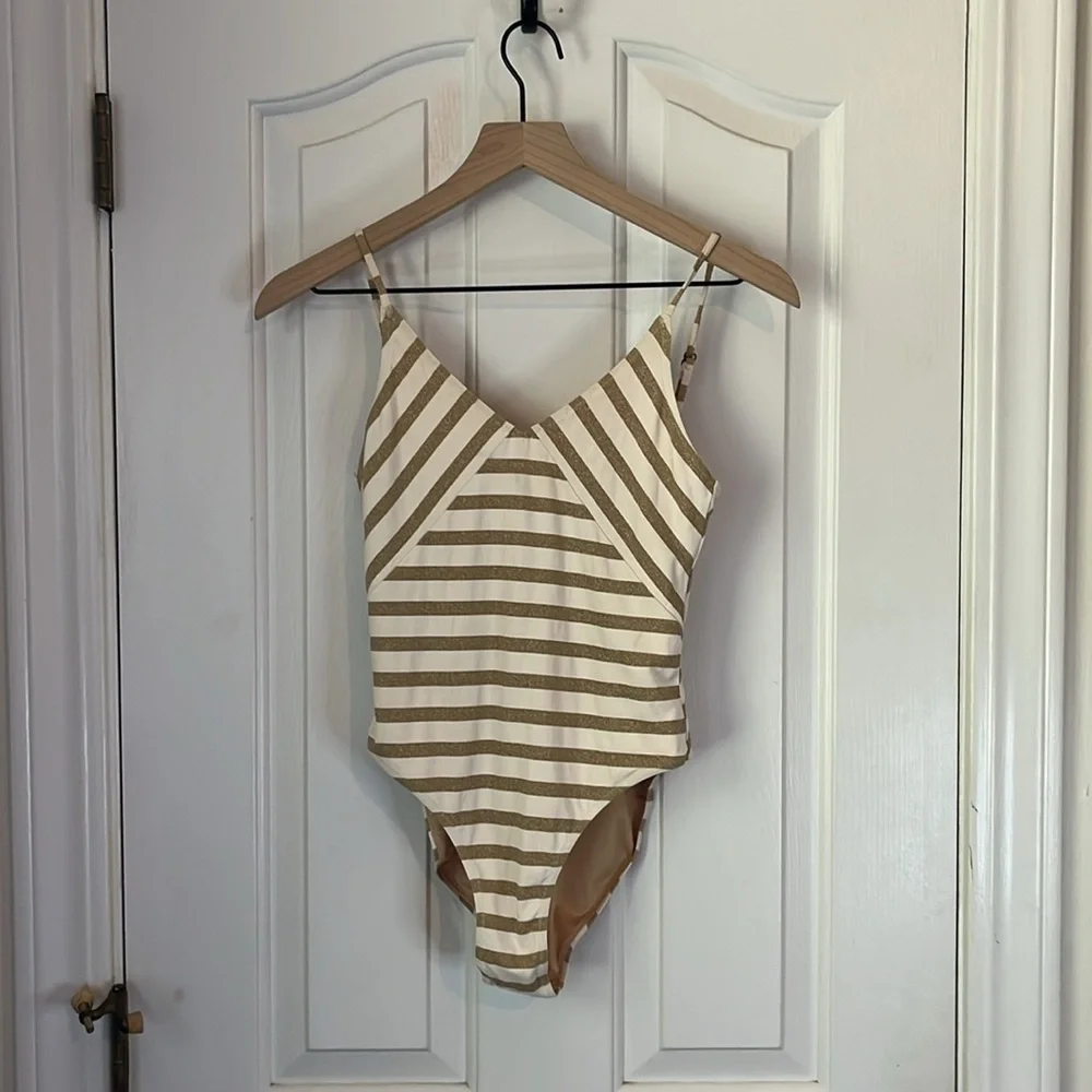 Free People X Spell | Aggy One-Piece Swimsuit‎ Gold & Cream Size Small Vneck